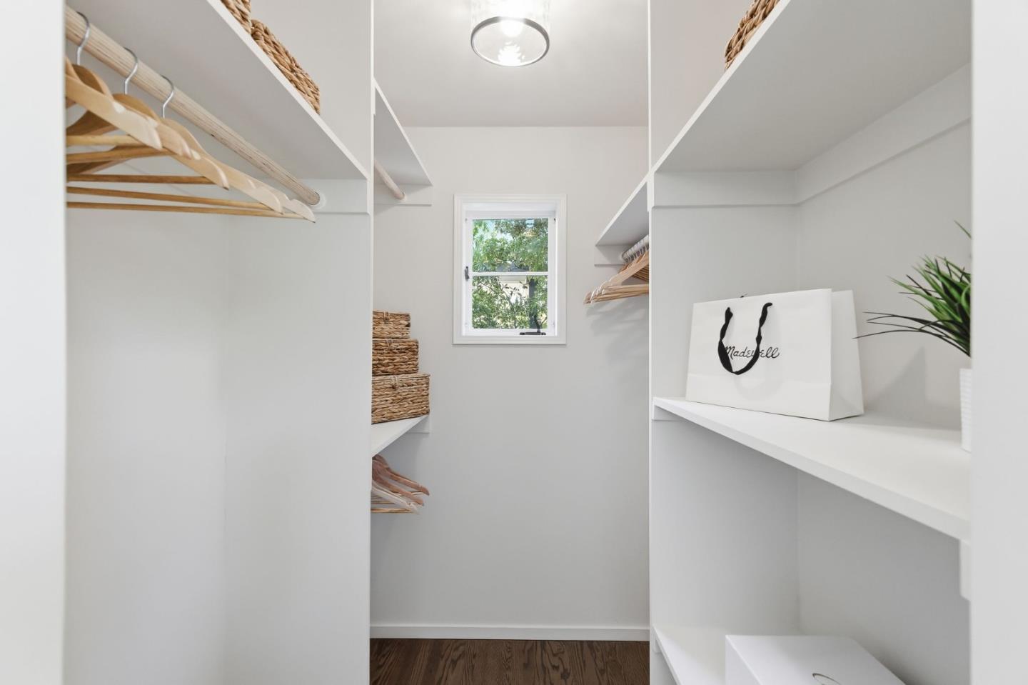 2518 South Court, Palo Alto, CA, 94301