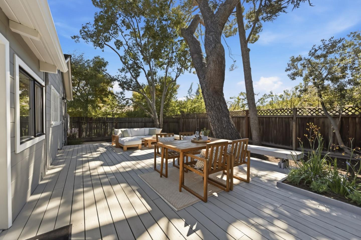 2518 South Court, Palo Alto, CA, 94301