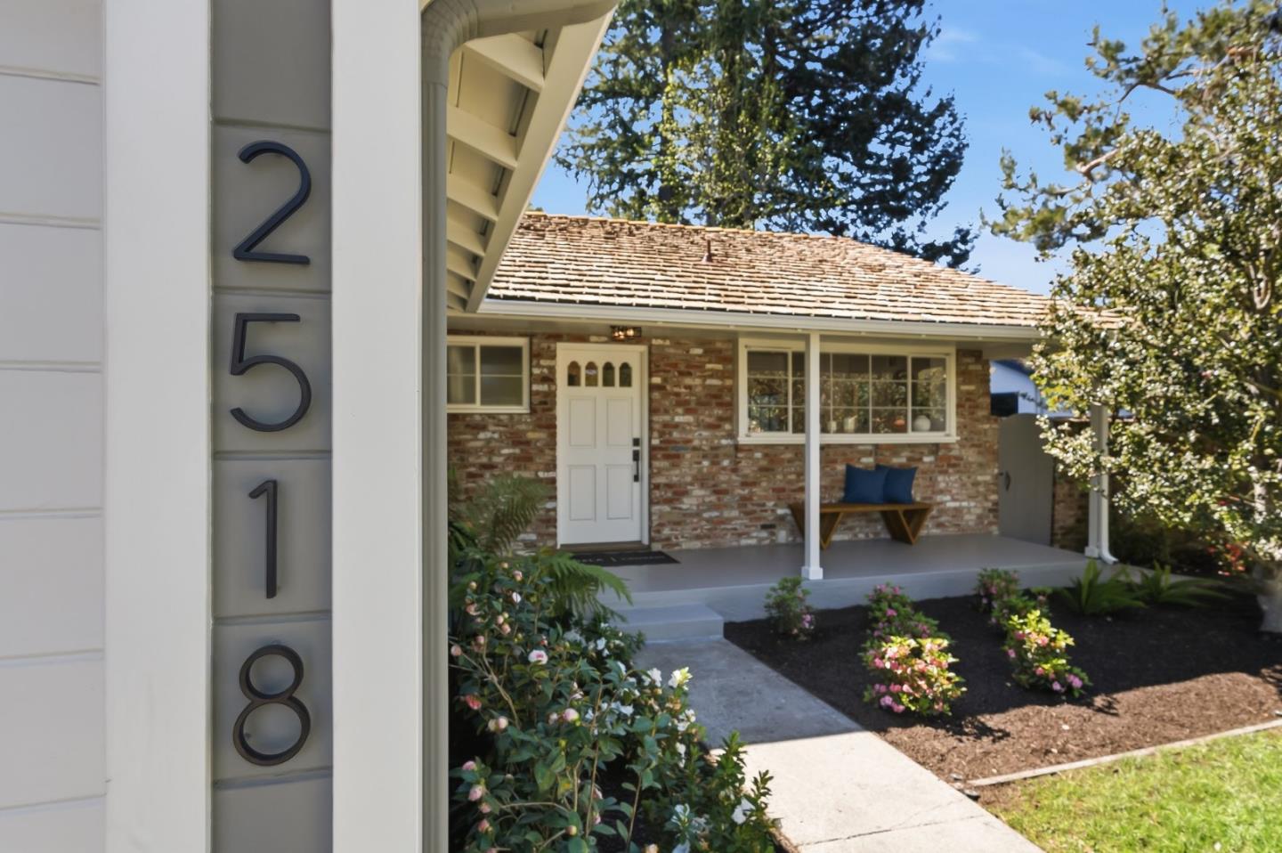 2518 South Court, Palo Alto, CA, 94301