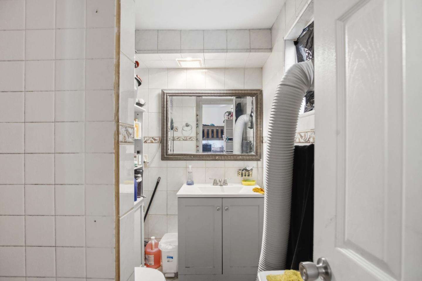 Detail Gallery Image 28 of 39 For 2154 Orlando Dr, San Jose,  CA 95122 - 5 Beds | 4 Baths