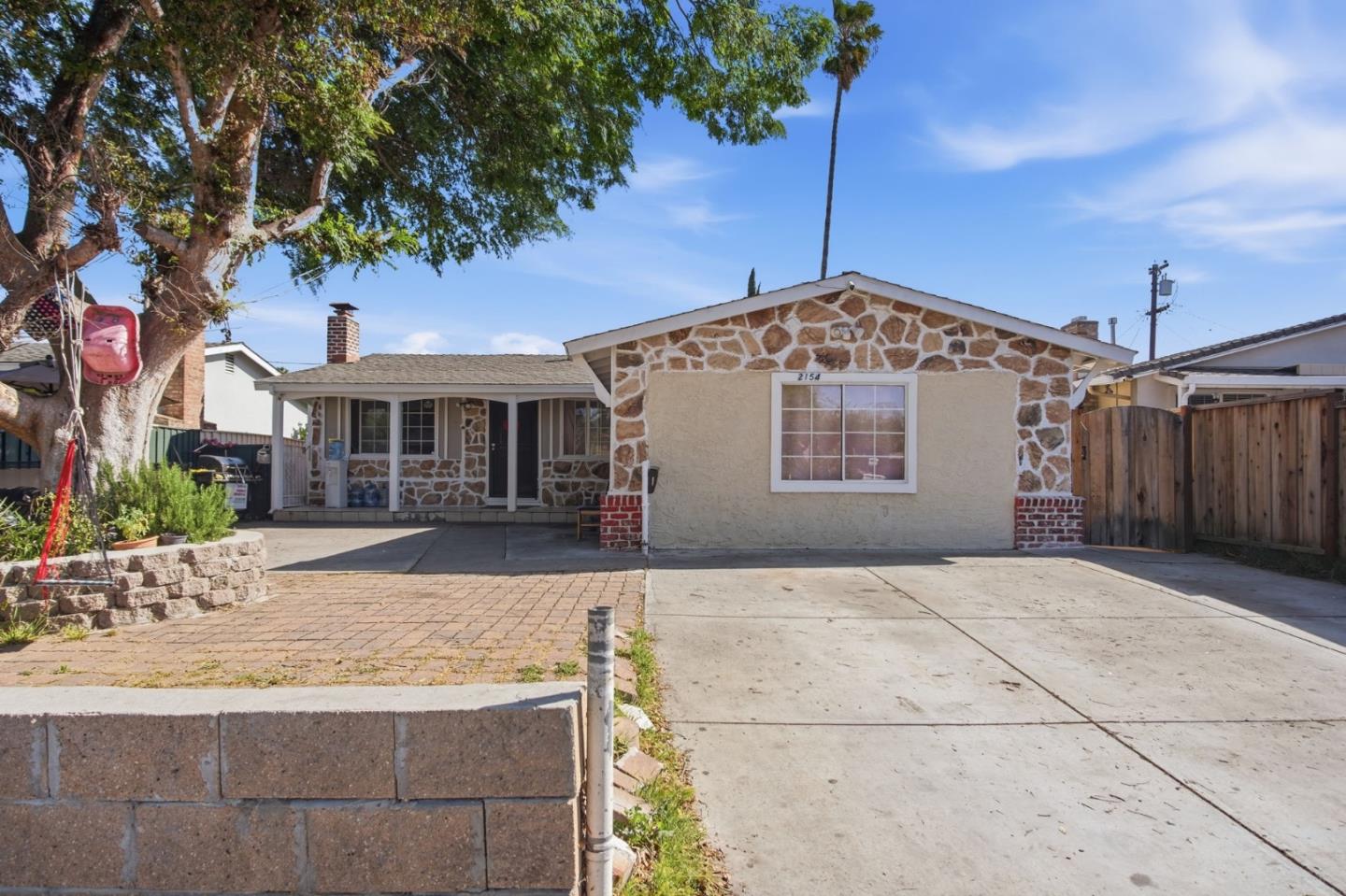 Detail Gallery Image 3 of 39 For 2154 Orlando Dr, San Jose,  CA 95122 - 5 Beds | 4 Baths