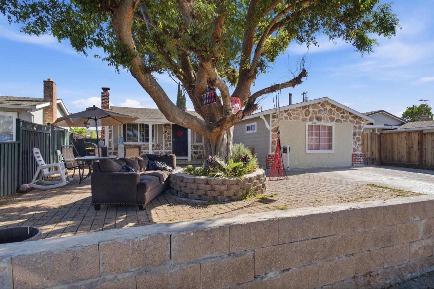 Detail Gallery Image 4 of 39 For 2154 Orlando Dr, San Jose,  CA 95122 - 5 Beds | 4 Baths