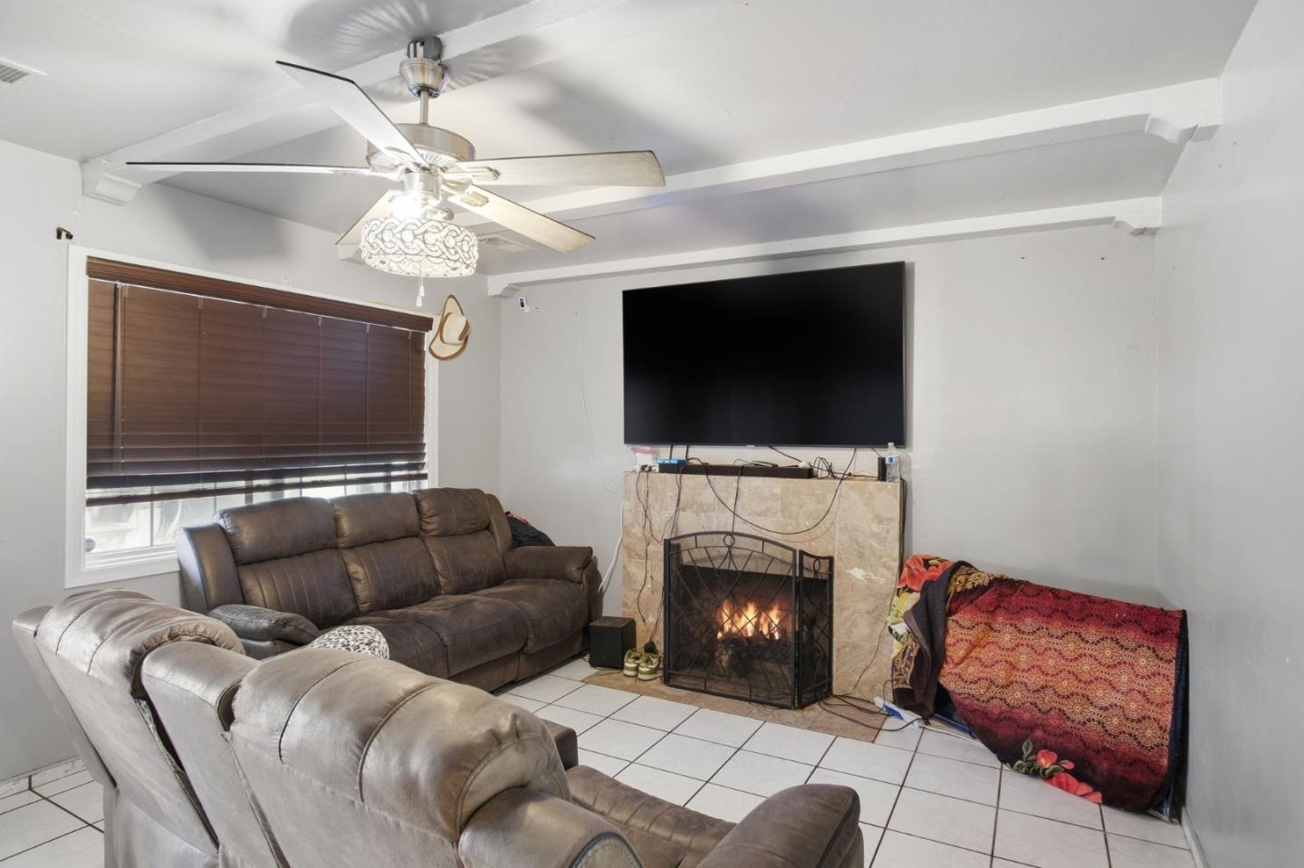 Detail Gallery Image 7 of 39 For 2154 Orlando Dr, San Jose,  CA 95122 - 5 Beds | 4 Baths