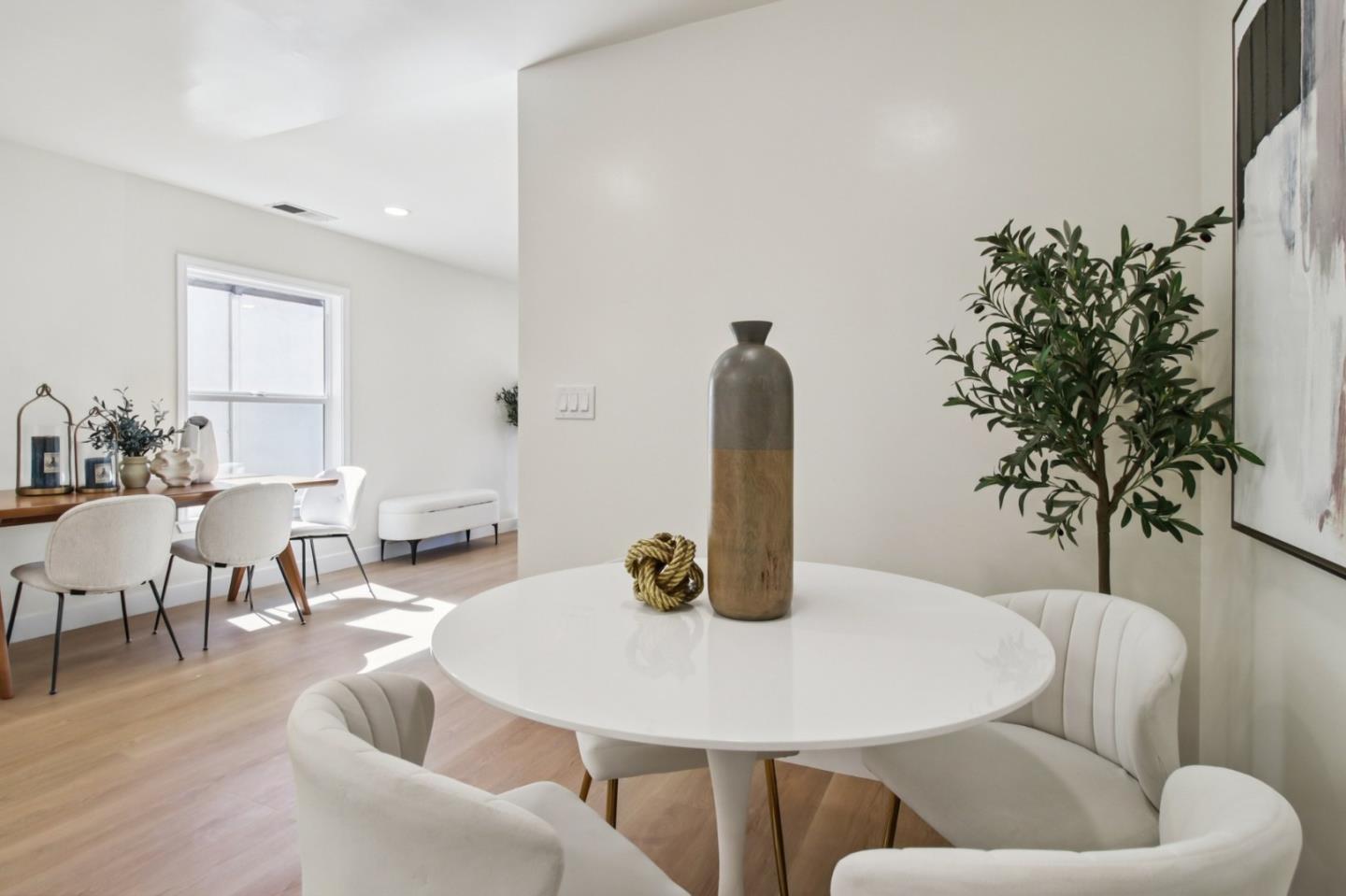 Detail Gallery Image 11 of 38 For 543 Grizzly Peak Blvd, Berkeley,  CA 94708 - 3 Beds | 2 Baths