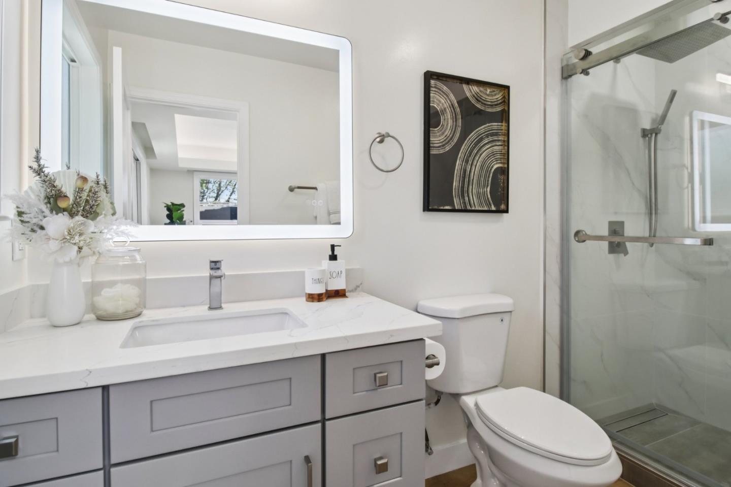 Detail Gallery Image 21 of 38 For 543 Grizzly Peak Blvd, Berkeley,  CA 94708 - 3 Beds | 2 Baths