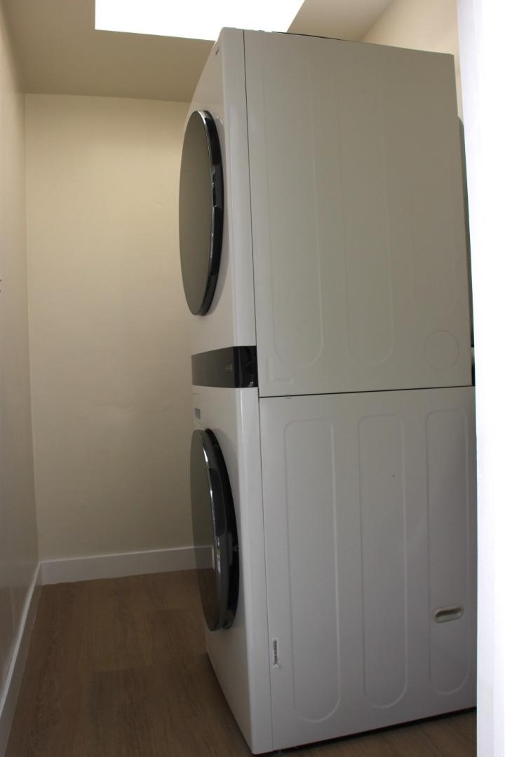 Detail Gallery Image 28 of 38 For 543 Grizzly Peak Blvd, Berkeley,  CA 94708 - 3 Beds | 2 Baths