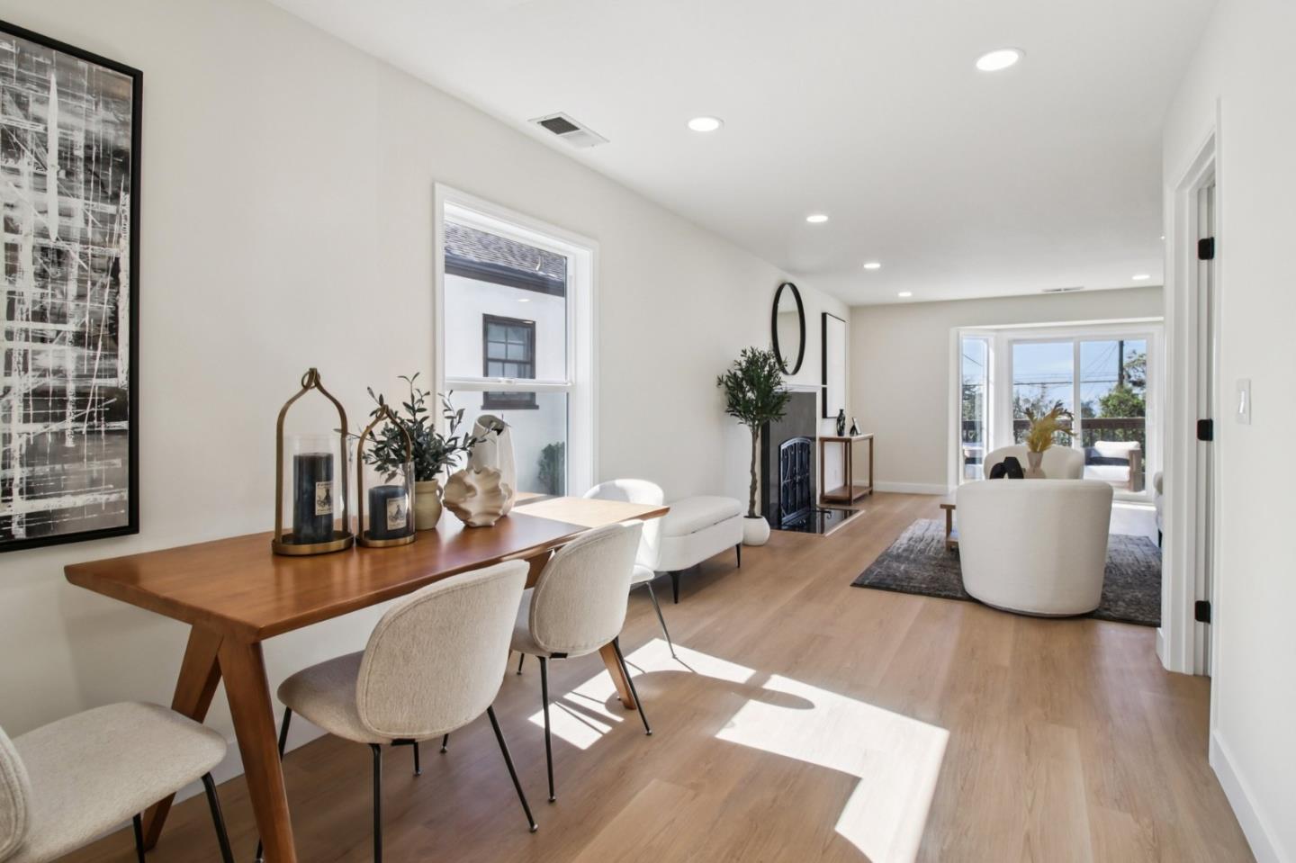 Detail Gallery Image 6 of 38 For 543 Grizzly Peak Blvd, Berkeley,  CA 94708 - 3 Beds | 2 Baths