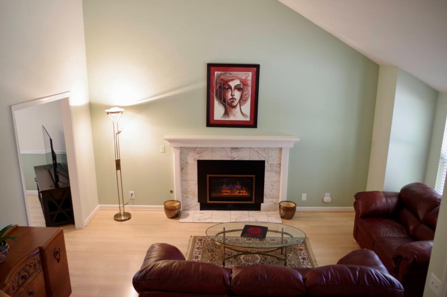 Detail Gallery Image 3 of 38 For 130 Otis St, Santa Cruz,  CA 95060 - 3 Beds | 2/1 Baths