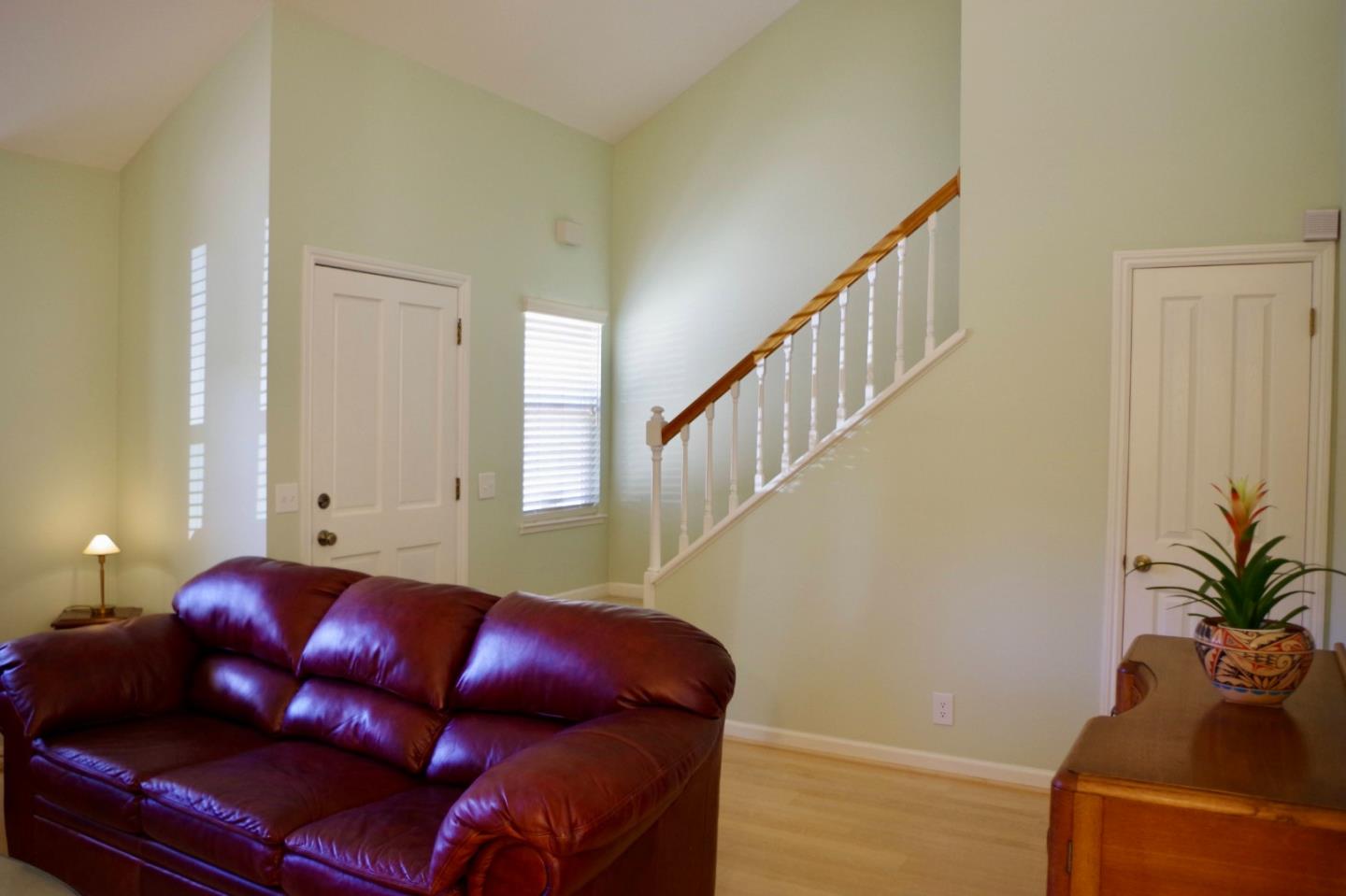 Detail Gallery Image 7 of 38 For 130 Otis St, Santa Cruz,  CA 95060 - 3 Beds | 2/1 Baths