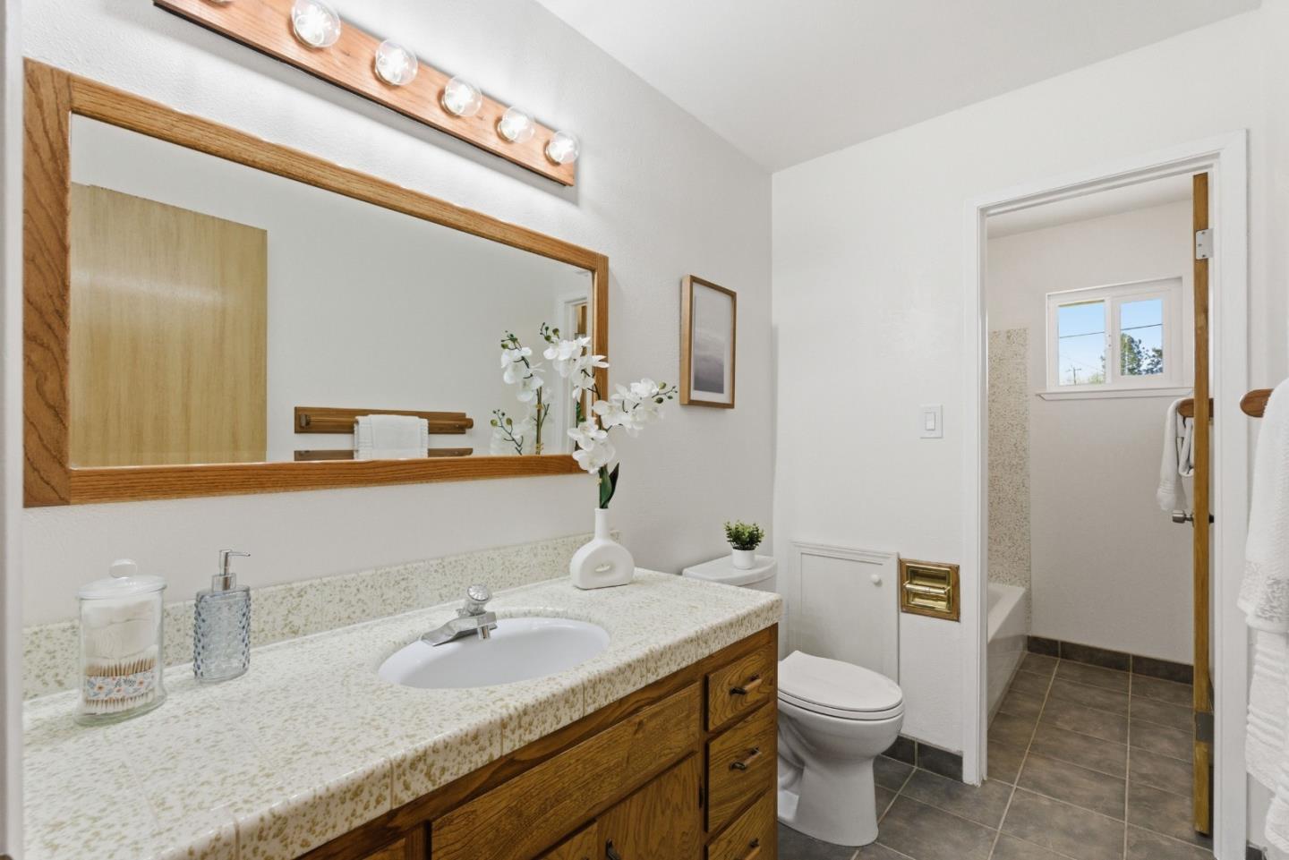 Detail Gallery Image 40 of 64 For 871 Founders Ln, Milpitas,  CA 95035 - 5 Beds | 3 Baths