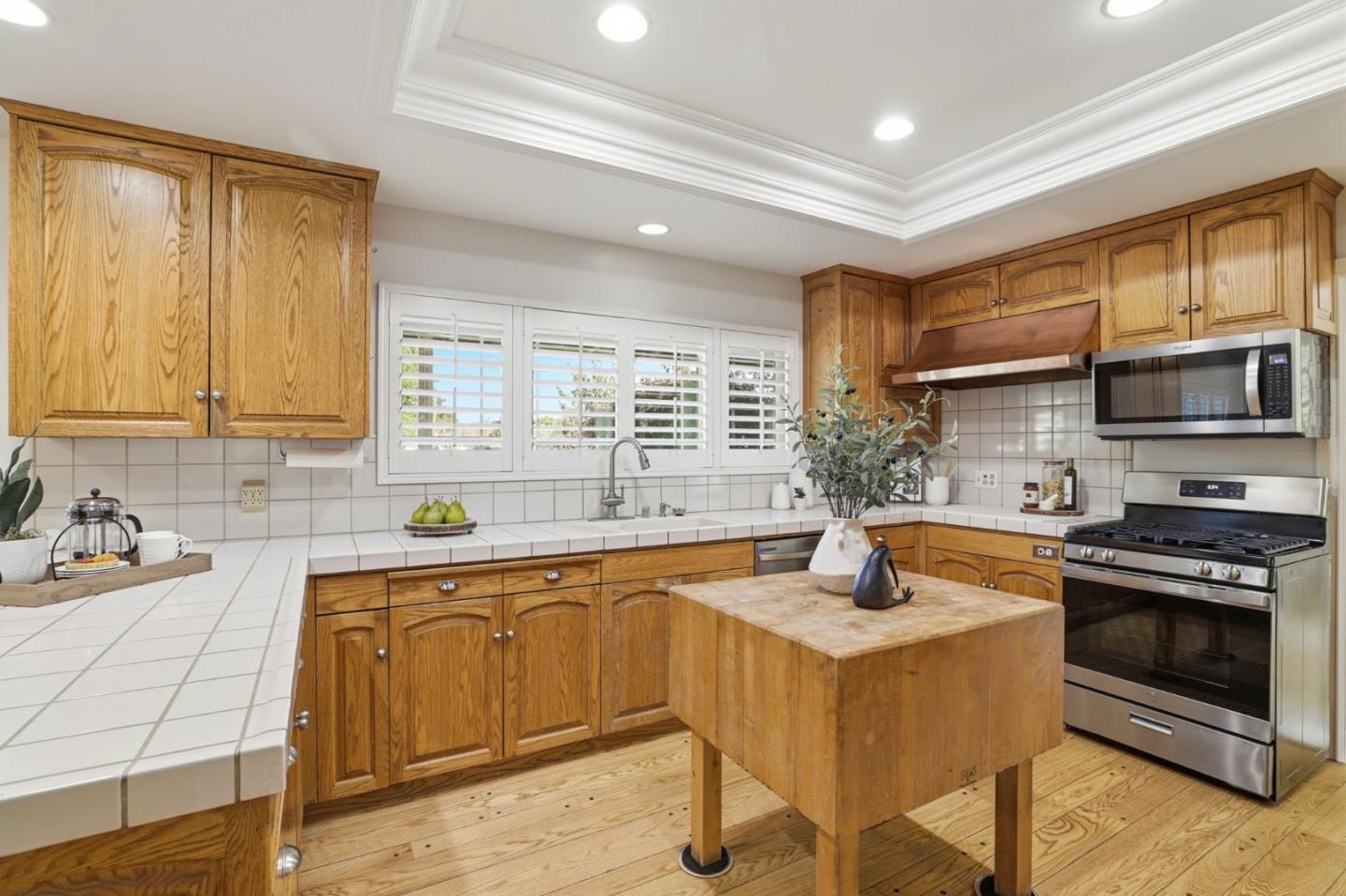 Detail Gallery Image 12 of 45 For 2259 Gundersen Dr, San Jose,  CA 95125 - 3 Beds | 2/1 Baths