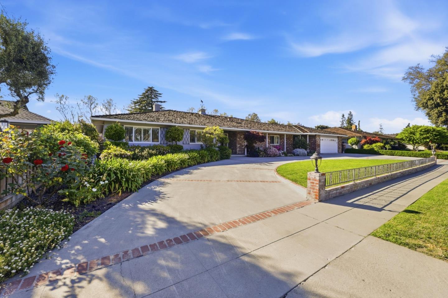 Detail Gallery Image 3 of 45 For 2259 Gundersen Dr, San Jose,  CA 95125 - 3 Beds | 2/1 Baths