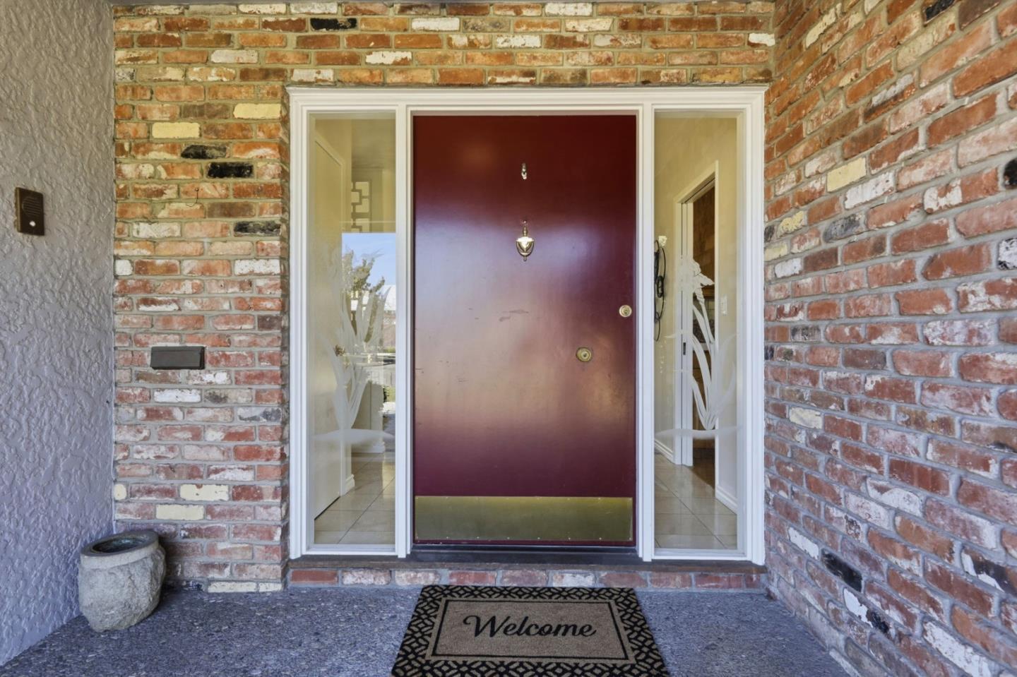 Detail Gallery Image 5 of 45 For 2259 Gundersen Dr, San Jose,  CA 95125 - 3 Beds | 2/1 Baths