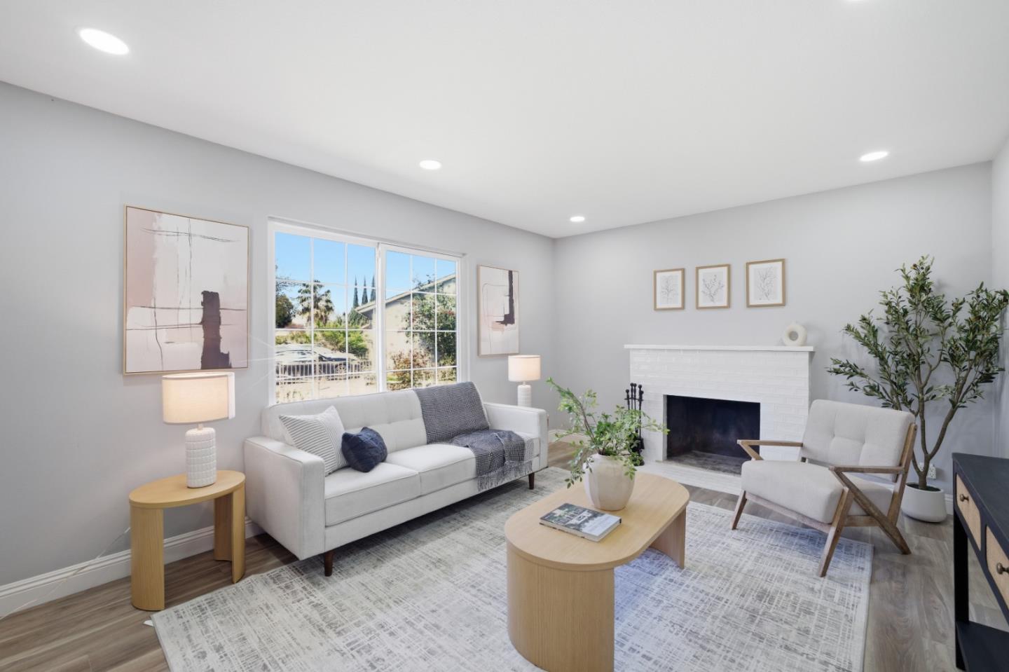 Detail Gallery Image 2 of 12 For Oakbluff Ct, San Jose,  CA 95131 - 3 Beds | 2 Baths