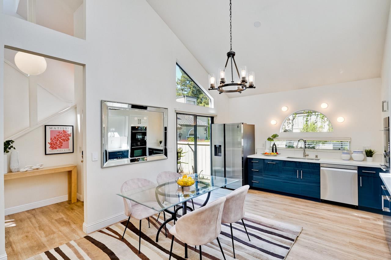 Detail Gallery Image 14 of 50 For 889 Rattan Ter, Sunnyvale,  CA 94086 - 3 Beds | 2/1 Baths