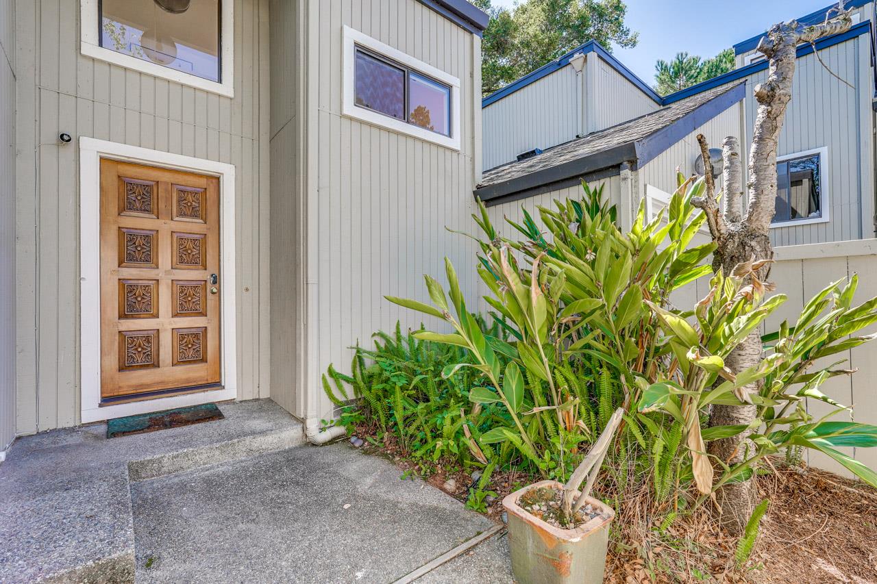 Detail Gallery Image 4 of 50 For 889 Rattan Ter, Sunnyvale,  CA 94086 - 3 Beds | 2/1 Baths