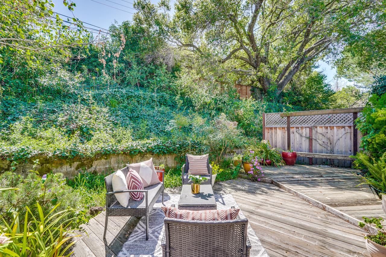 Detail Gallery Image 6 of 50 For 889 Rattan Ter, Sunnyvale,  CA 94086 - 3 Beds | 2/1 Baths