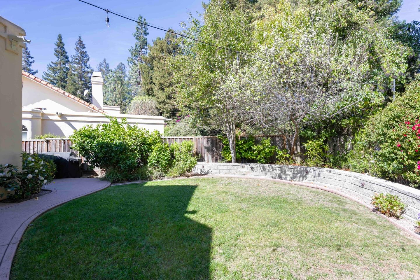 Detail Gallery Image 31 of 32 For 1120 Carlos Privada, Mountain View,  CA 94040 - 4 Beds | 2/1 Baths