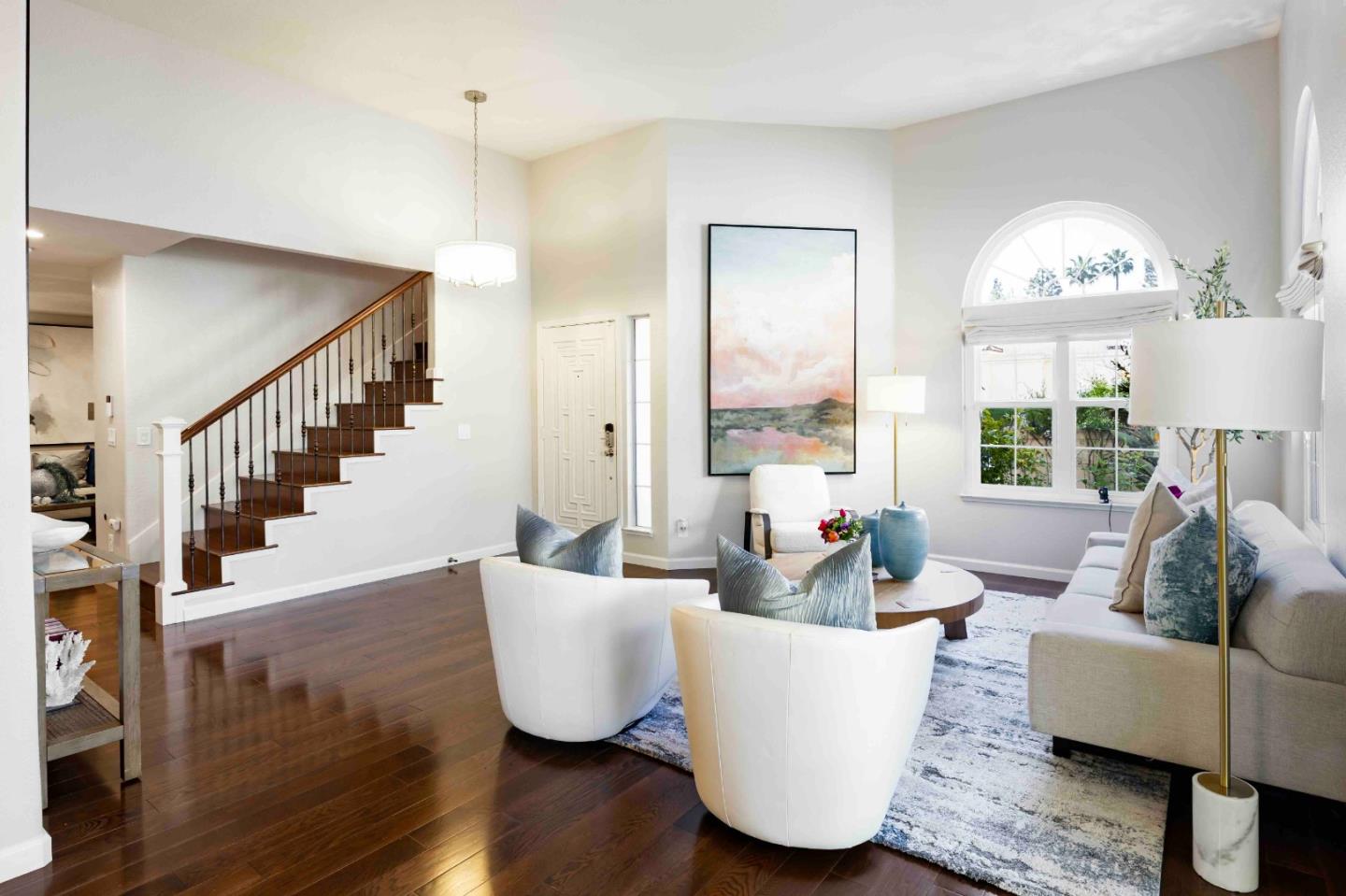 Detail Gallery Image 4 of 32 For 1120 Carlos Privada, Mountain View,  CA 94040 - 4 Beds | 2/1 Baths