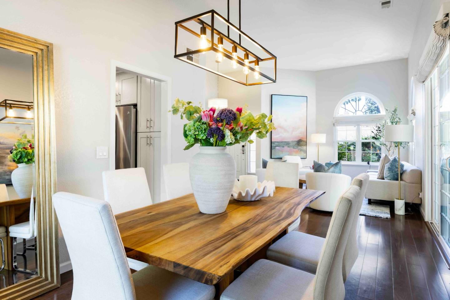 Detail Gallery Image 6 of 32 For 1120 Carlos Privada, Mountain View,  CA 94040 - 4 Beds | 2/1 Baths