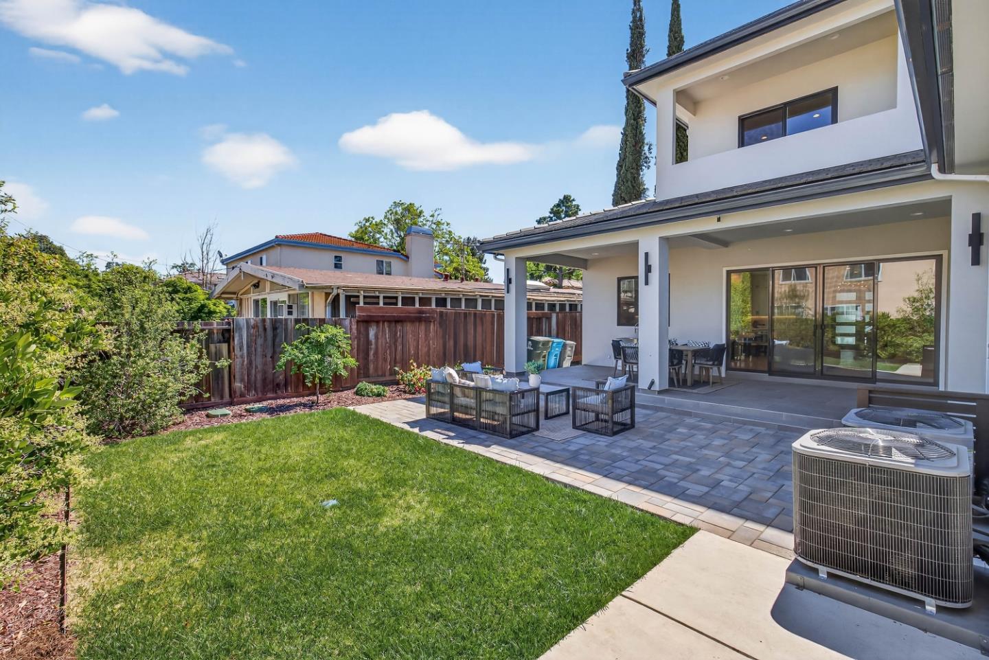 Detail Gallery Image 26 of 34 For 18631 Barnhart Ave, Cupertino,  CA 95014 - 6 Beds | 4 Baths