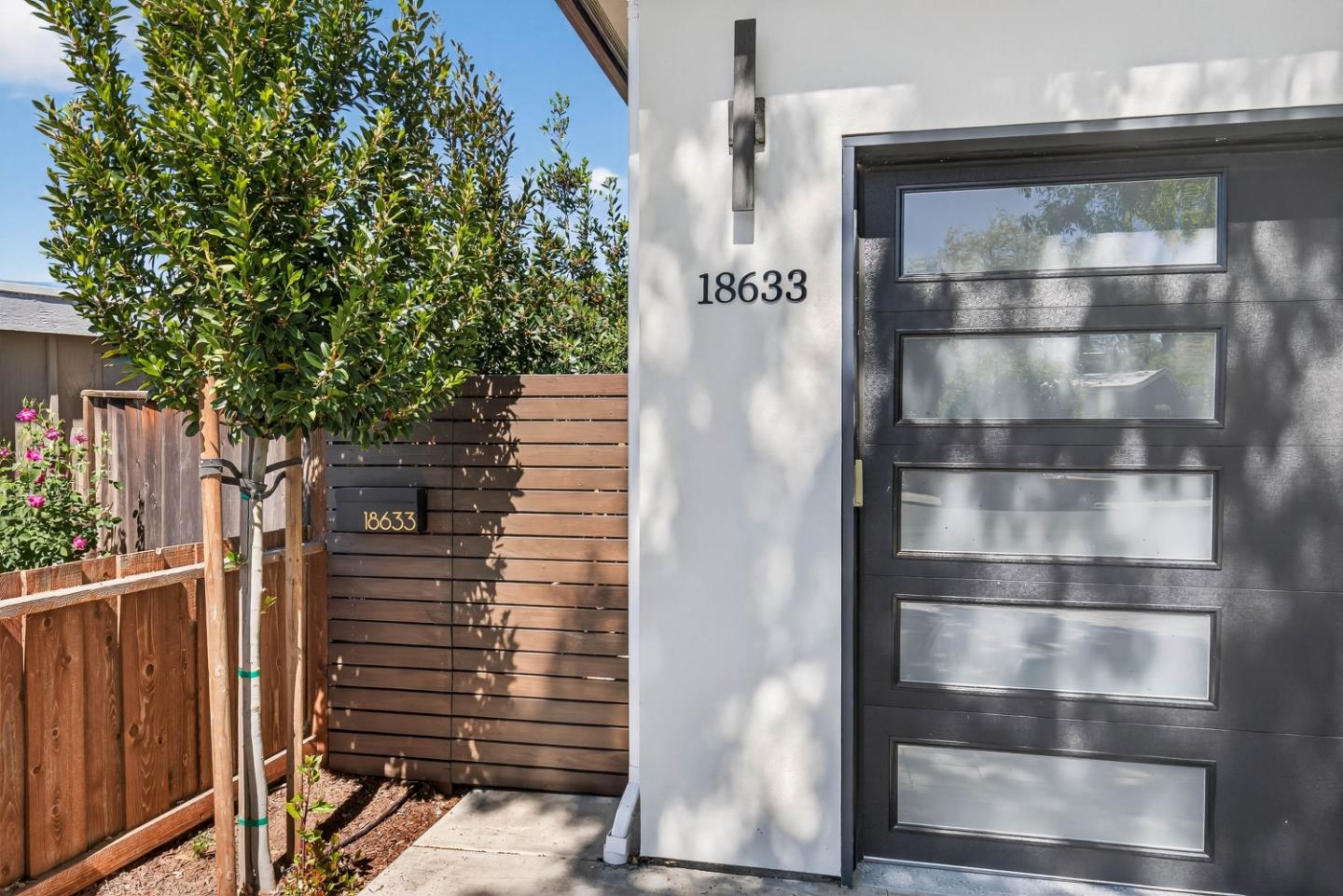 Detail Gallery Image 28 of 34 For 18631 Barnhart Ave, Cupertino,  CA 95014 - 6 Beds | 4 Baths