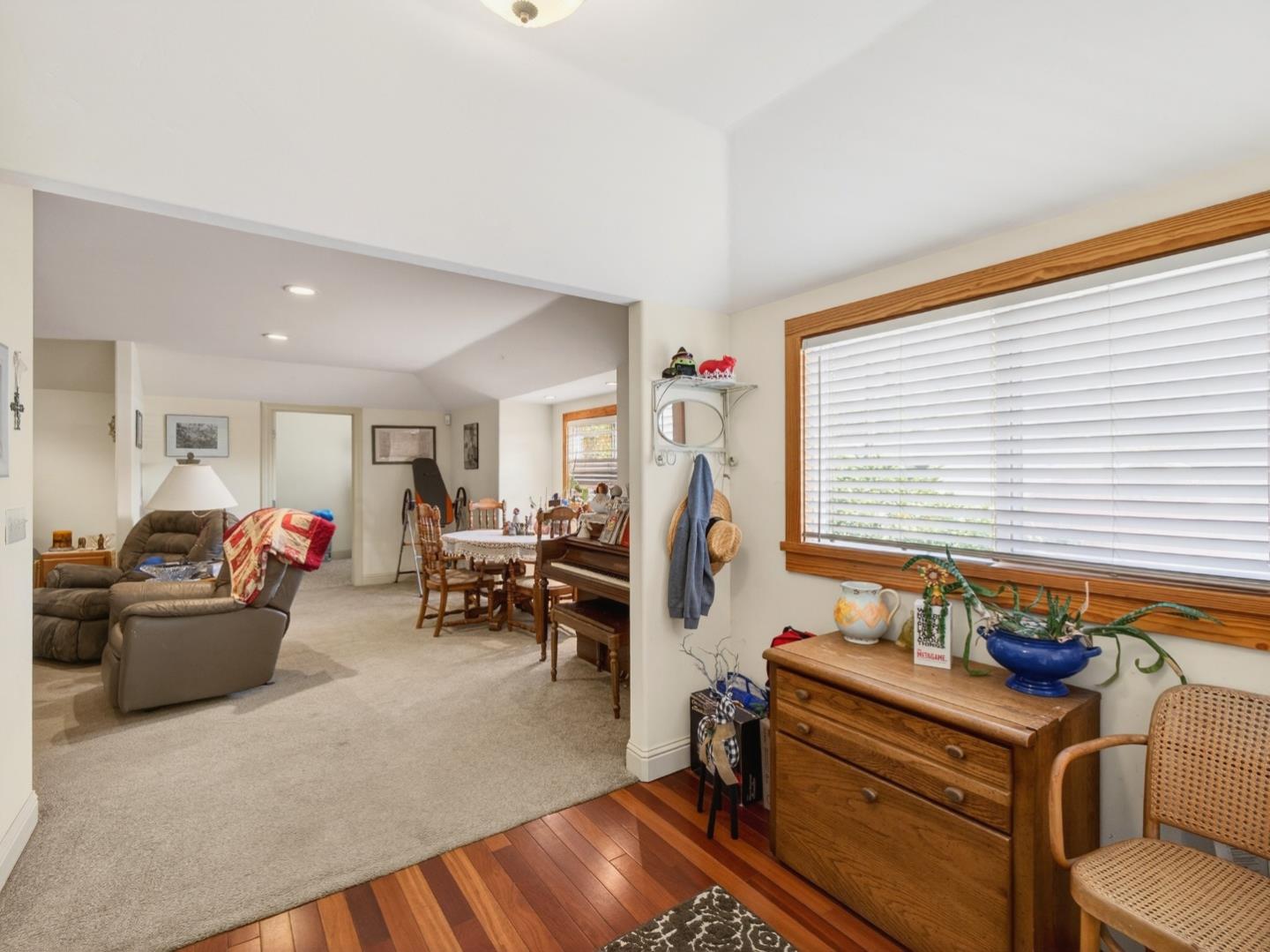 Detail Gallery Image 10 of 56 For 209 Hames Rd, Corralitos,  CA 95076 - 3 Beds | 3 Baths