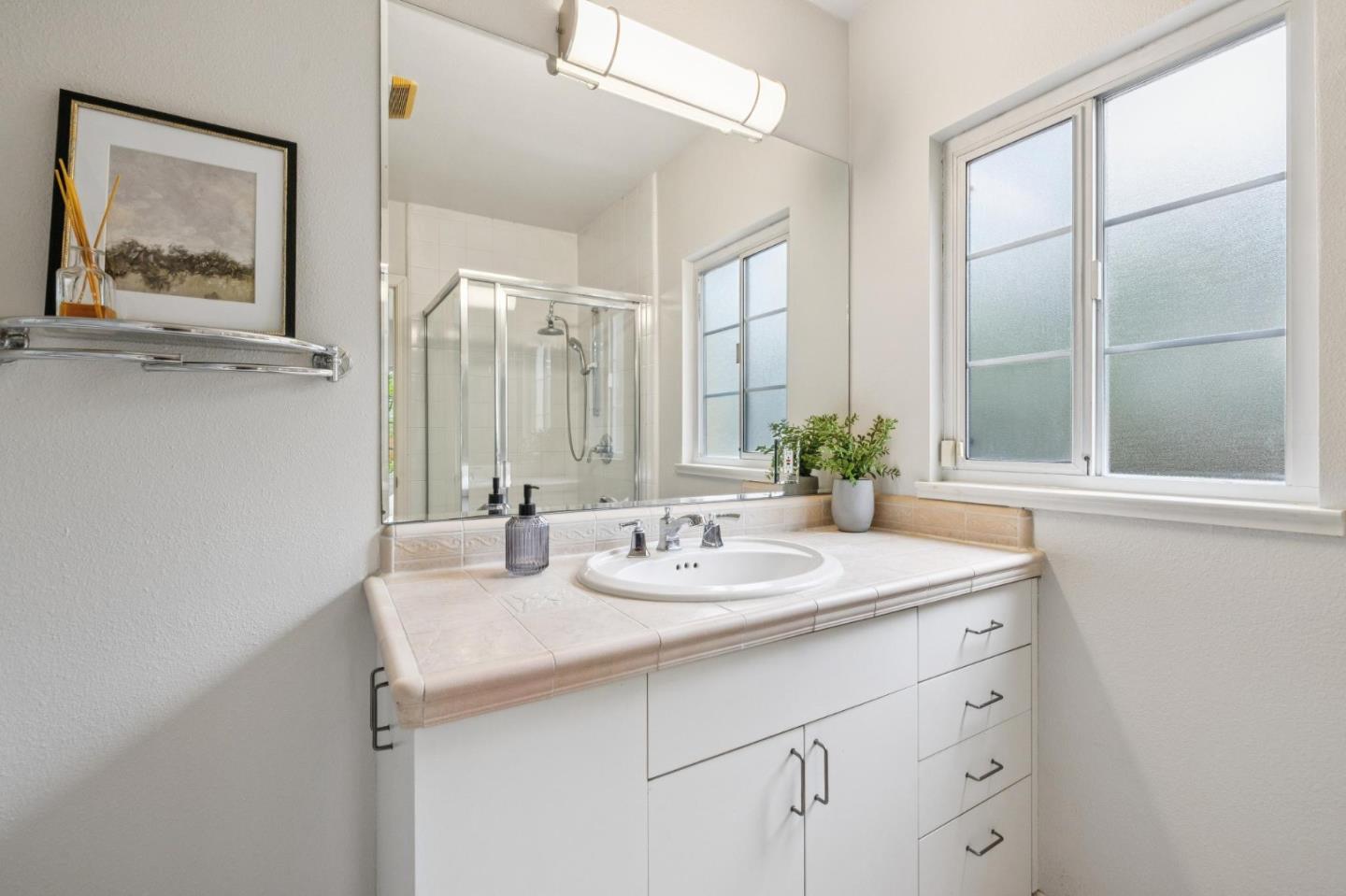 Detail Gallery Image 16 of 37 For 25 Jordan Ave, Los Altos,  CA 94022 - 2 Beds | 1 Baths