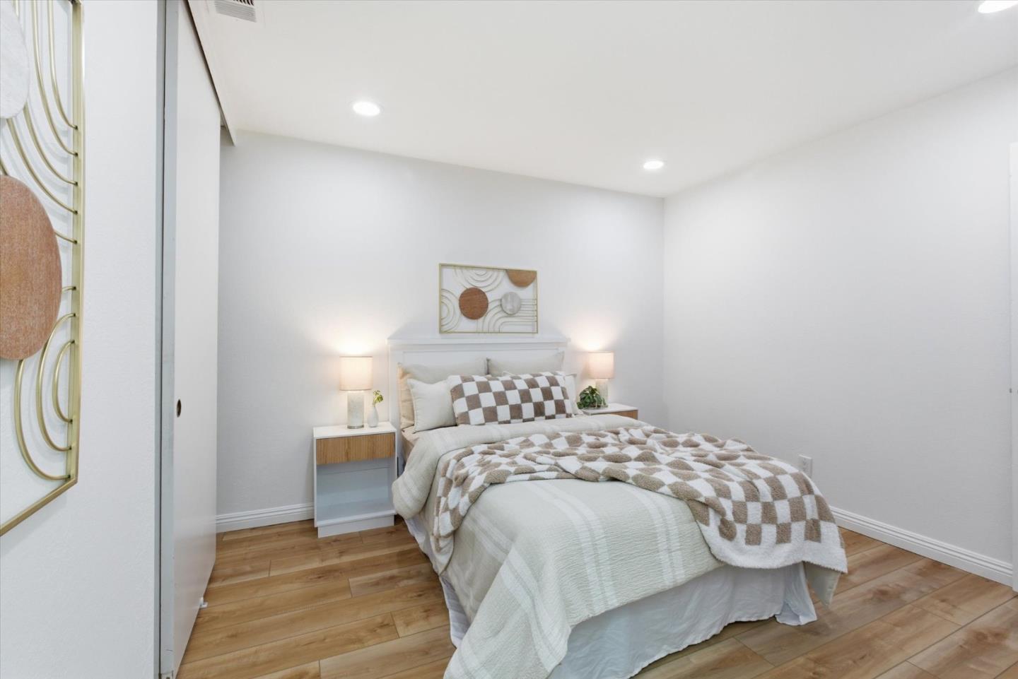 Detail Gallery Image 19 of 94 For 10170 Firwood Dr, Cupertino,  CA 95014 - 2 Beds | 2 Baths