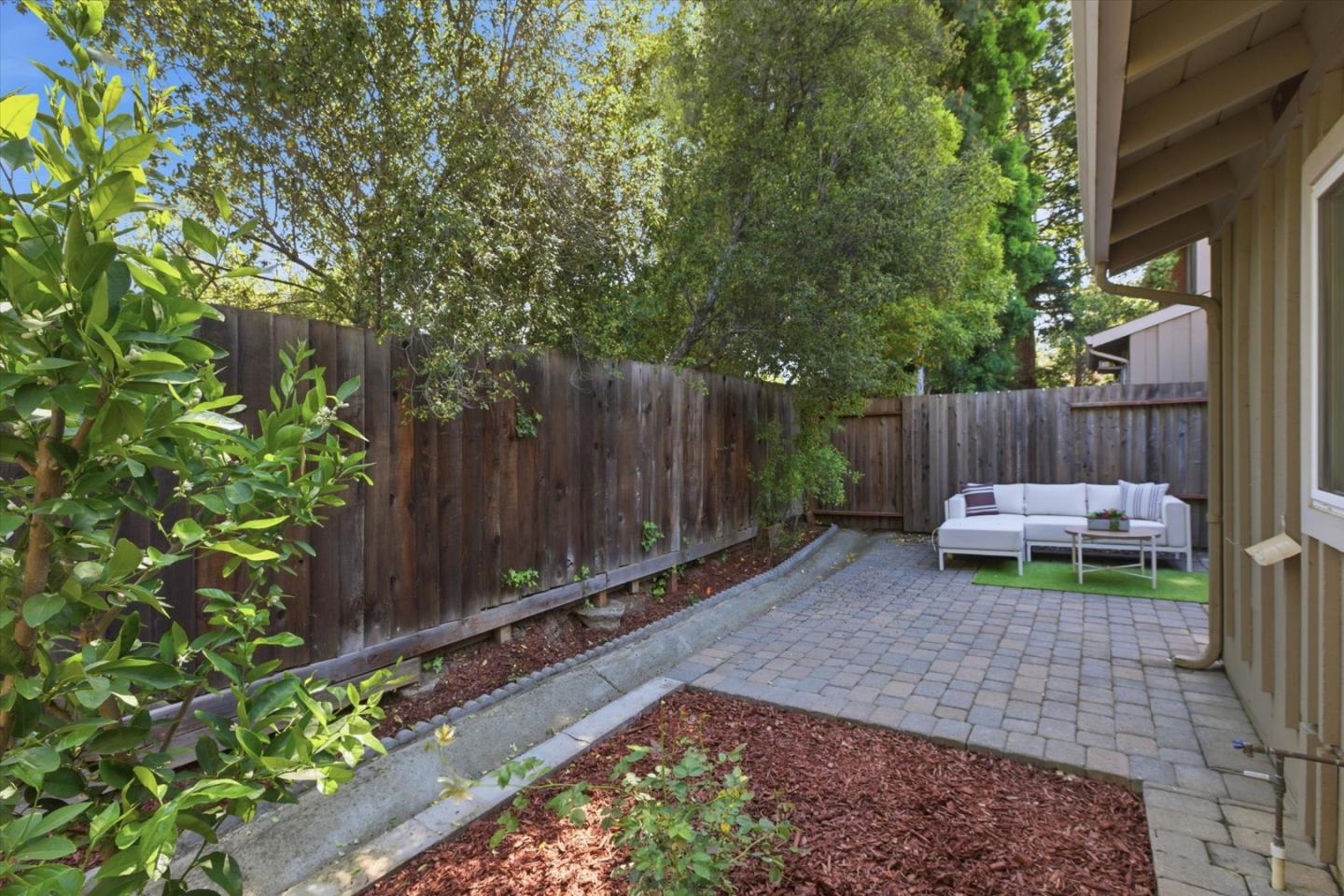 Detail Gallery Image 28 of 94 For 10170 Firwood Dr, Cupertino,  CA 95014 - 2 Beds | 2 Baths