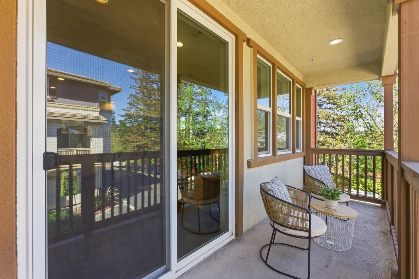 Detail Gallery Image 12 of 47 For 105 Ivory Palm Ter, Sunnyvale,  CA 94086 - 2 Beds | 2/1 Baths