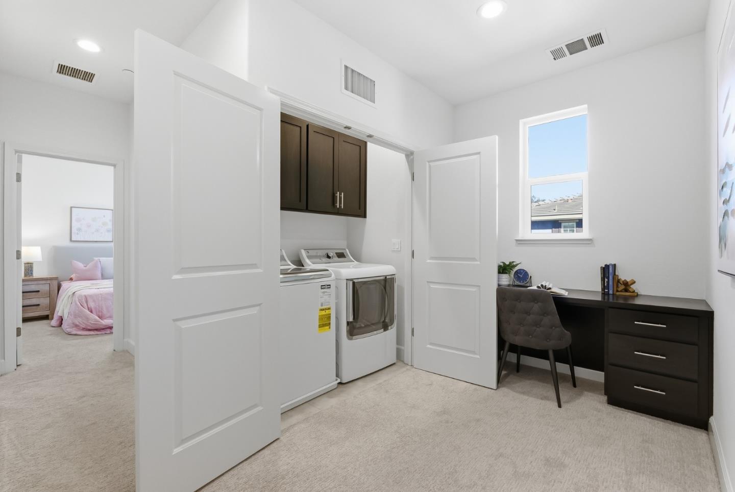 Detail Gallery Image 25 of 47 For 105 Ivory Palm Ter, Sunnyvale,  CA 94086 - 2 Beds | 2/1 Baths