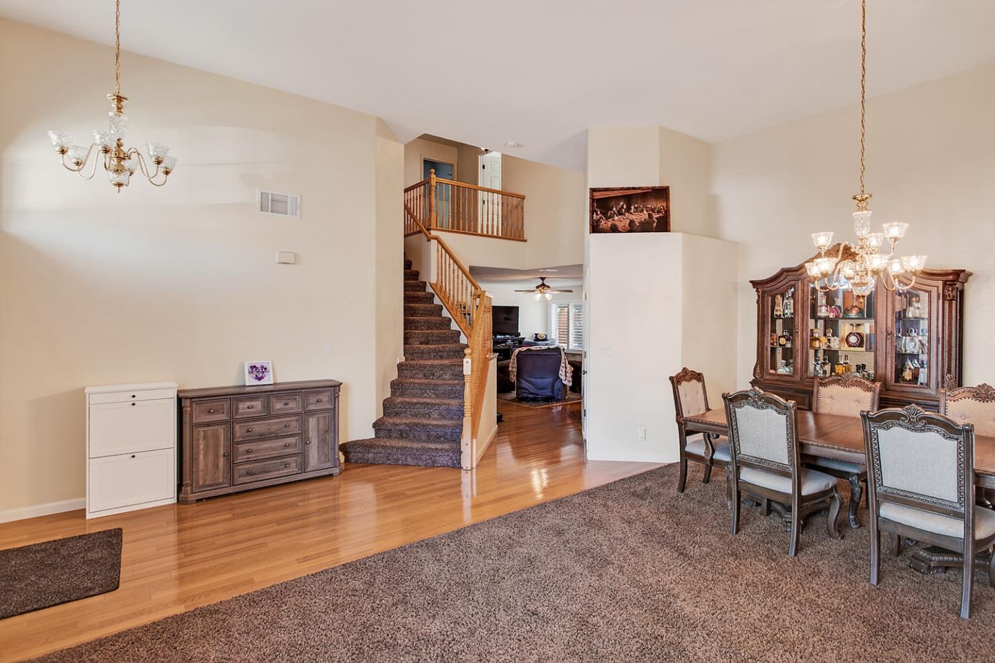 Detail Gallery Image 11 of 36 For 1752 Sierra Brook Ct, Manteca,  CA 95337 - 5 Beds | 3 Baths