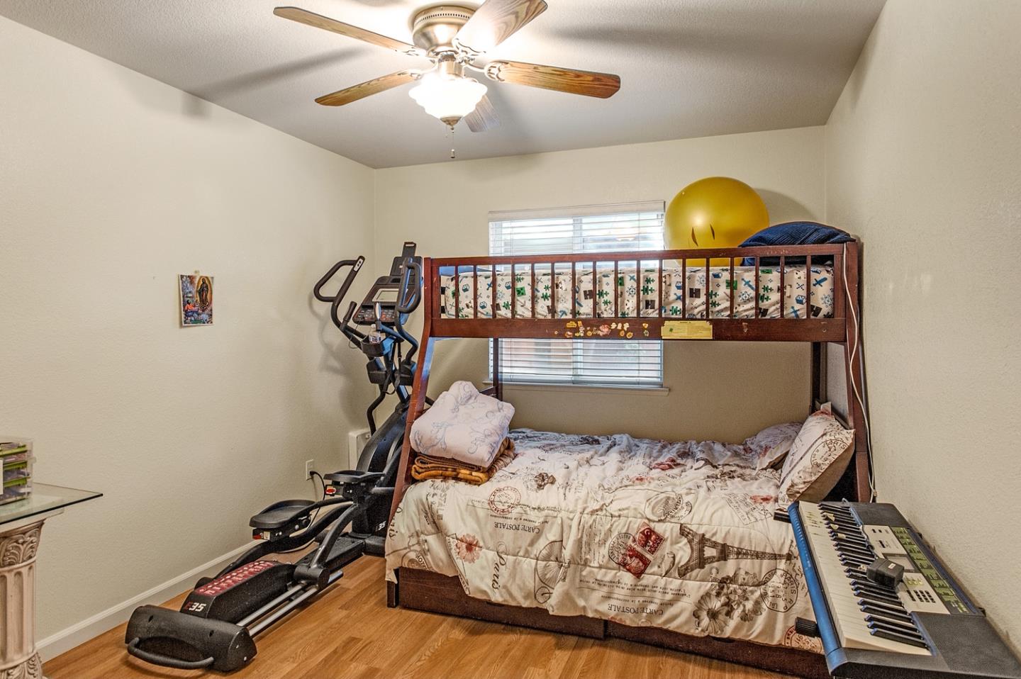 Detail Gallery Image 27 of 36 For 1752 Sierra Brook Ct, Manteca,  CA 95337 - 5 Beds | 3 Baths