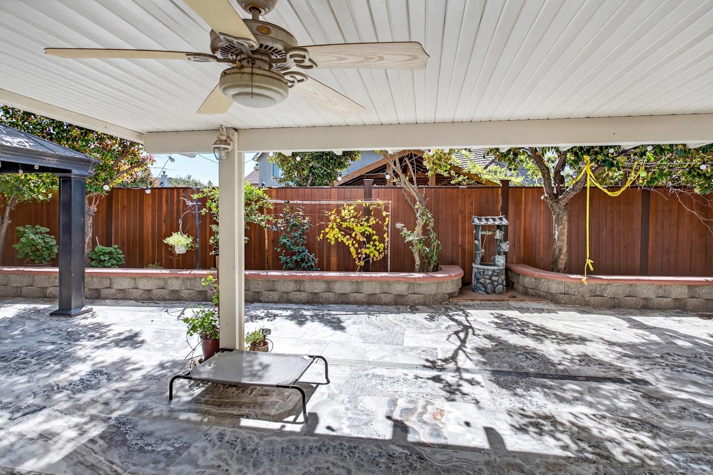 Detail Gallery Image 31 of 36 For 1752 Sierra Brook Ct, Manteca,  CA 95337 - 5 Beds | 3 Baths