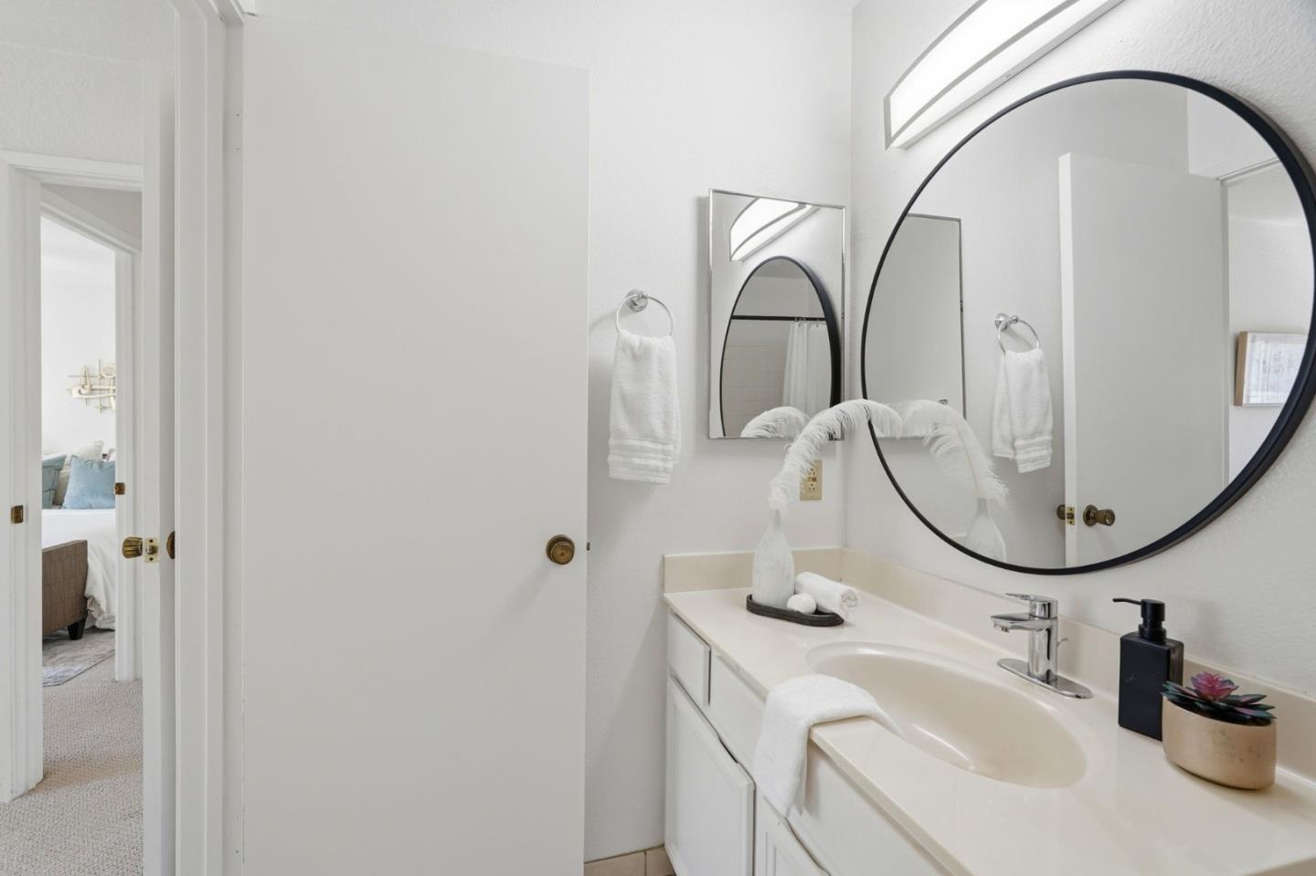 Detail Gallery Image 22 of 32 For 3492 Wine Barrel Way, San Jose,  CA 95124 - 2 Beds | 2 Baths