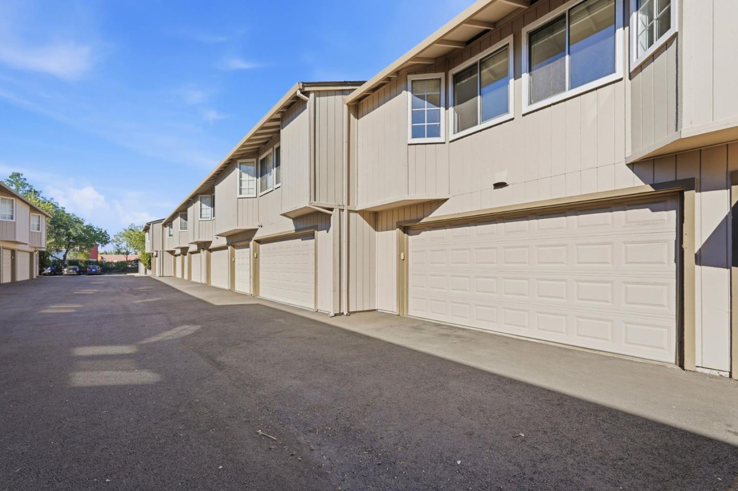 Detail Gallery Image 25 of 32 For 3492 Wine Barrel Way, San Jose,  CA 95124 - 2 Beds | 2 Baths