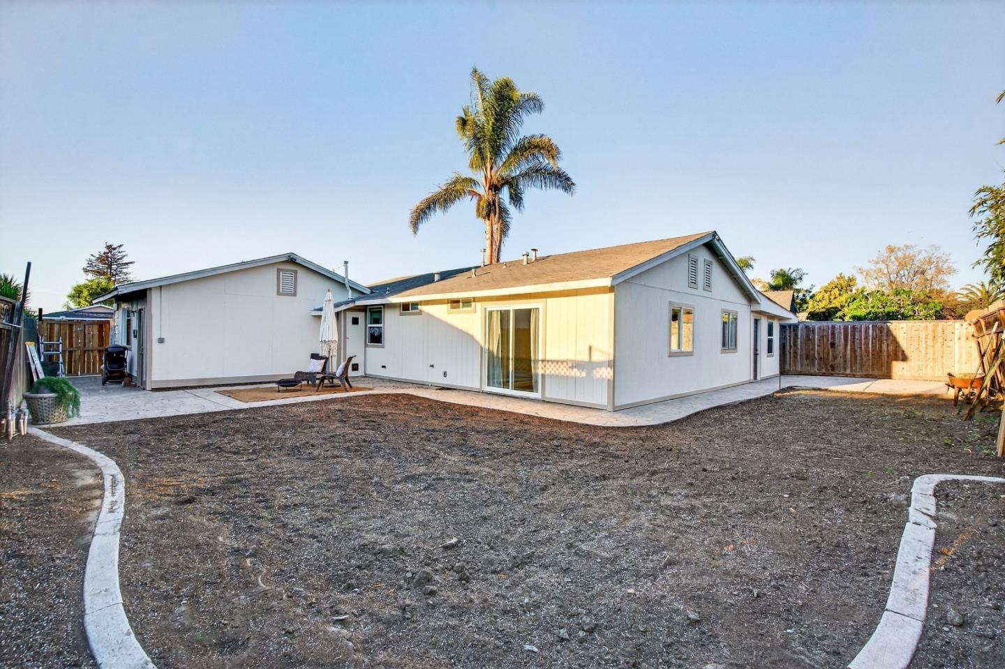 Detail Gallery Image 11 of 46 For 361 Mccarthy St, Hollister,  CA 95023 - 3 Beds | 2 Baths