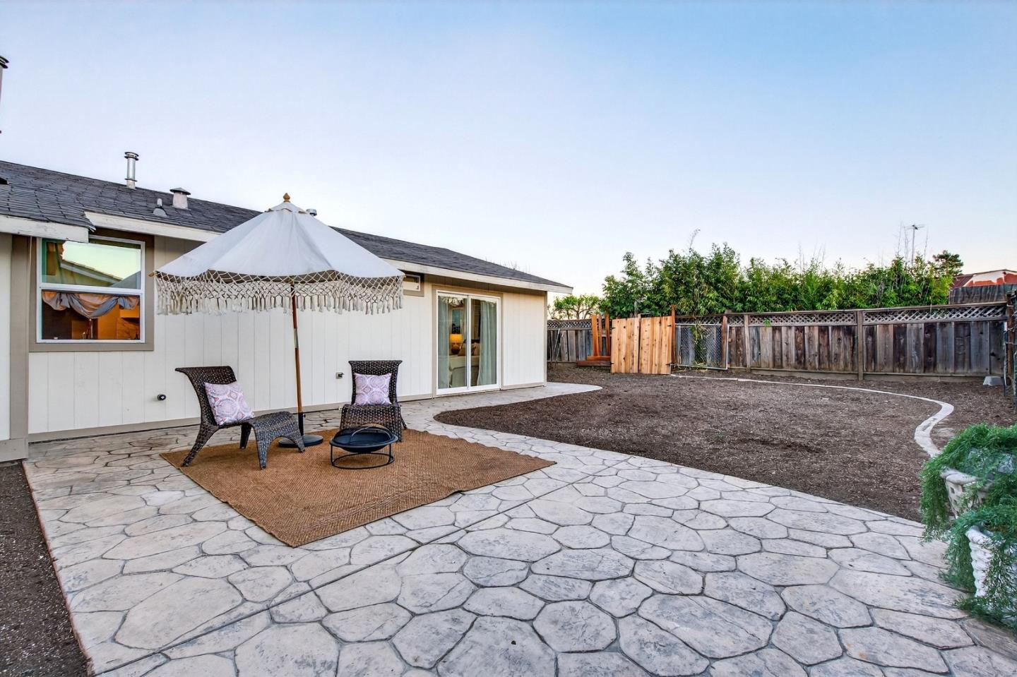 Detail Gallery Image 14 of 46 For 361 Mccarthy St, Hollister,  CA 95023 - 3 Beds | 2 Baths