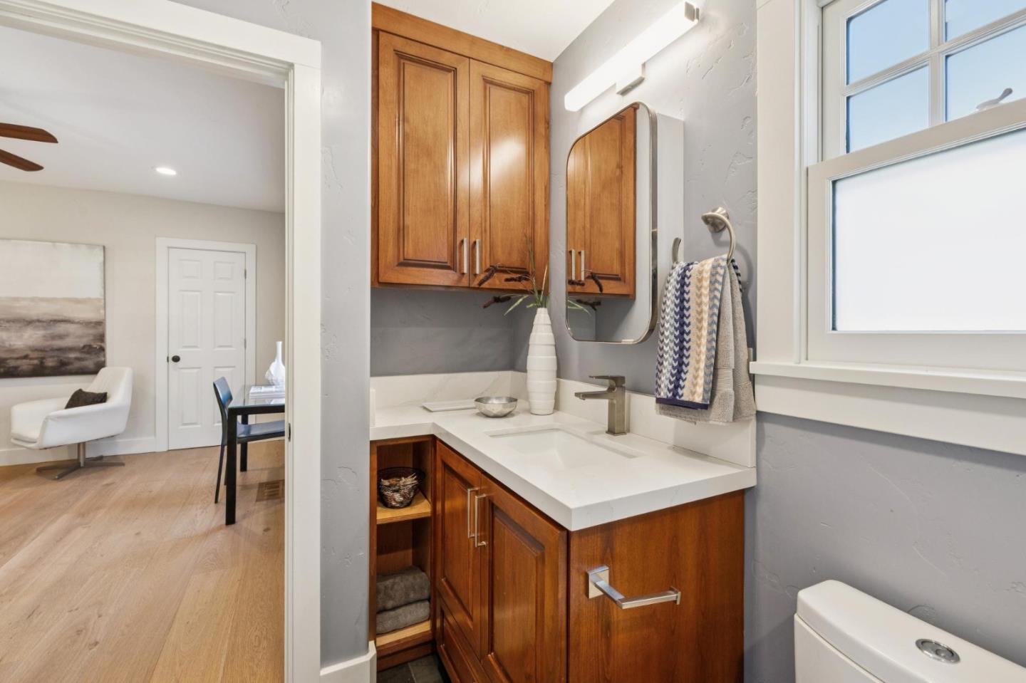 Detail Gallery Image 22 of 46 For 559 S Taaffe St, Sunnyvale,  CA 94086 - 4 Beds | 3 Baths