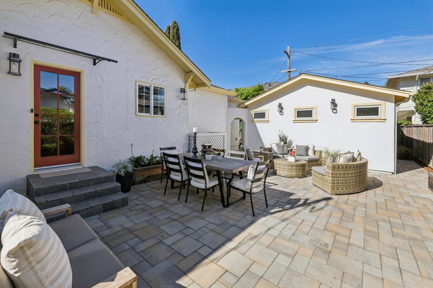 Detail Gallery Image 33 of 46 For 559 S Taaffe St, Sunnyvale,  CA 94086 - 4 Beds | 3 Baths