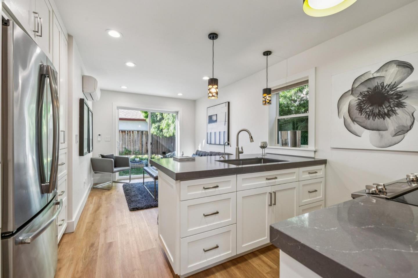 Detail Gallery Image 37 of 46 For 559 S Taaffe St, Sunnyvale,  CA 94086 - 4 Beds | 3 Baths