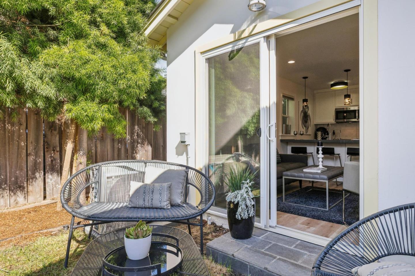 Detail Gallery Image 40 of 46 For 559 S Taaffe St, Sunnyvale,  CA 94086 - 4 Beds | 3 Baths