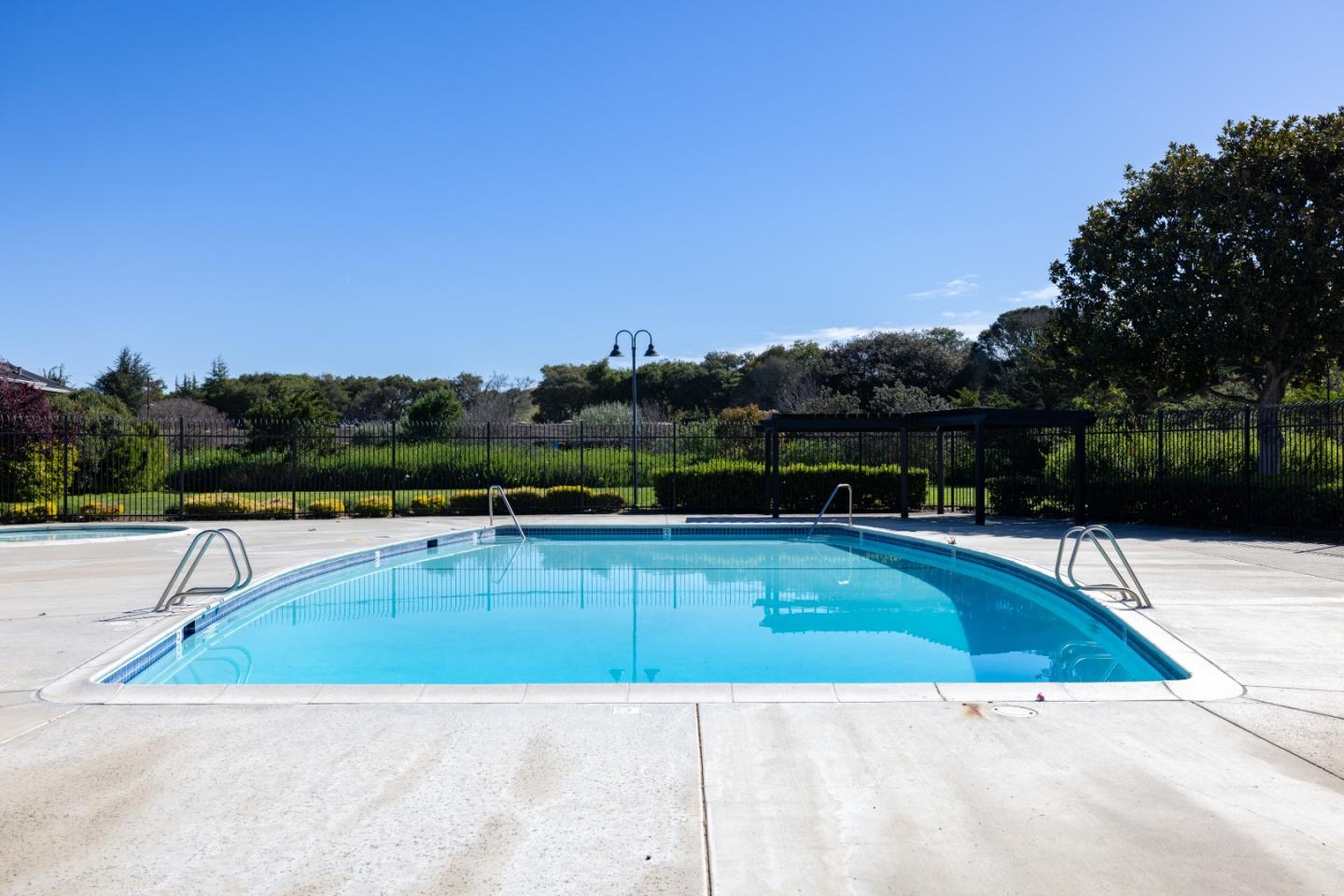 Detail Gallery Image 40 of 50 For 19202 Creekside Ln, Salinas,  CA 93908 - 4 Beds | 3 Baths