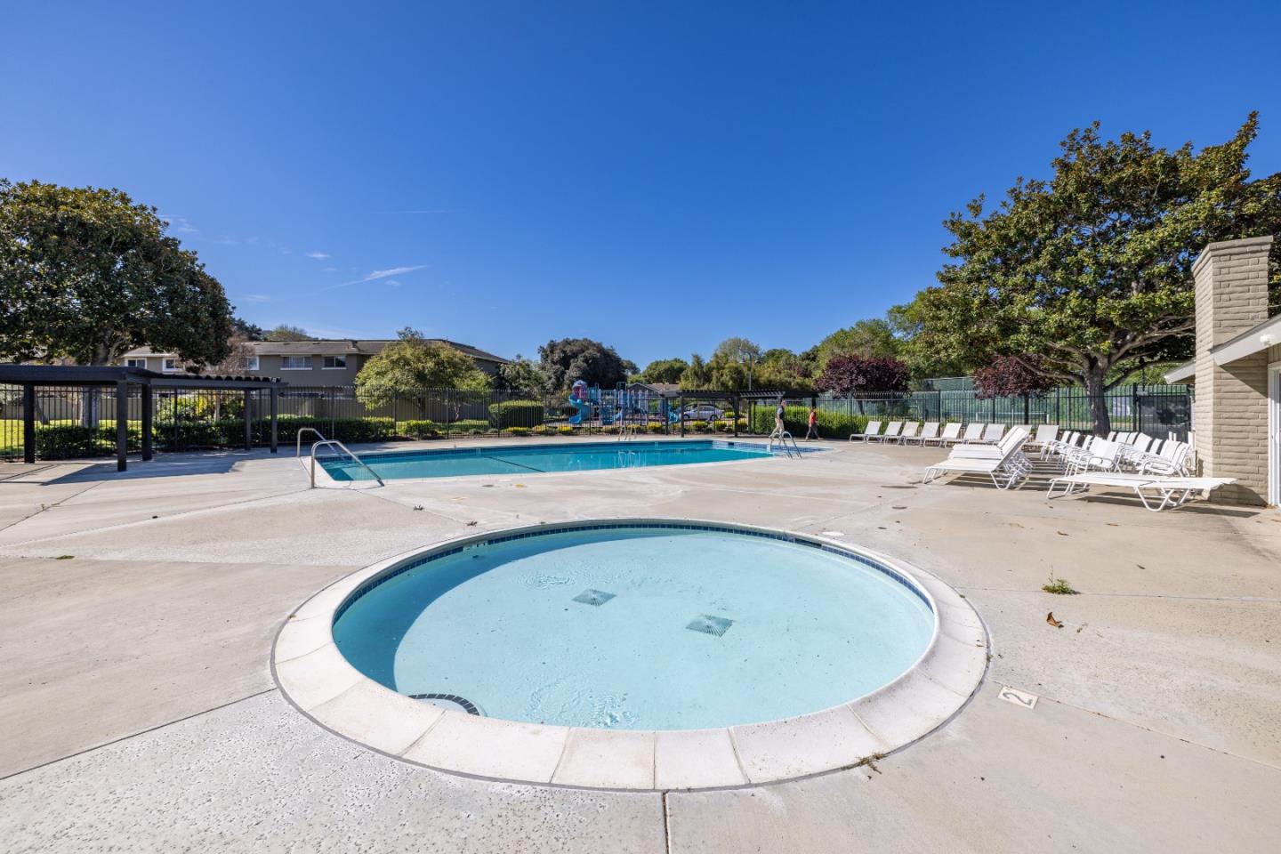 Detail Gallery Image 43 of 50 For 19202 Creekside Ln, Salinas,  CA 93908 - 4 Beds | 3 Baths