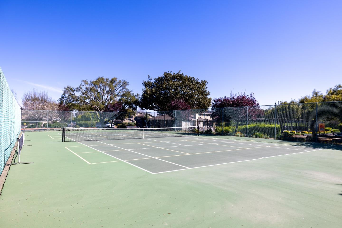 Detail Gallery Image 45 of 50 For 19202 Creekside Ln, Salinas,  CA 93908 - 4 Beds | 3 Baths