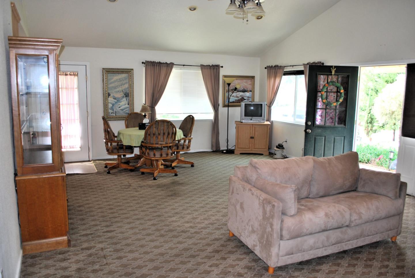 Detail Gallery Image 15 of 27 For 9194 Coker Rd, Salinas,  CA 93907 - 2 Beds | 2 Baths