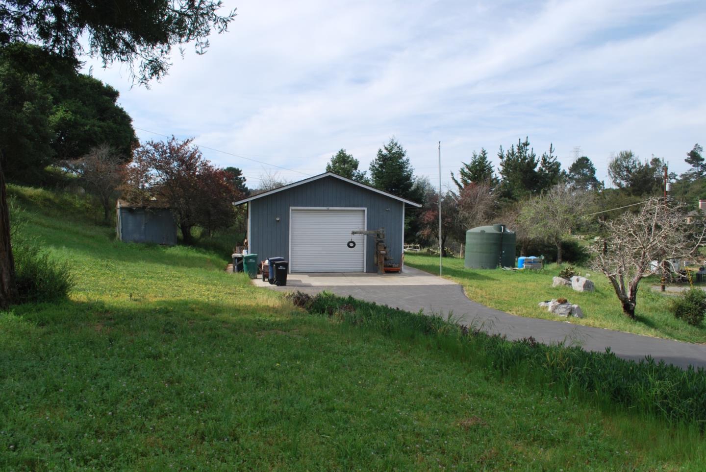 Detail Gallery Image 17 of 27 For 9194 Coker Rd, Salinas,  CA 93907 - 2 Beds | 2 Baths