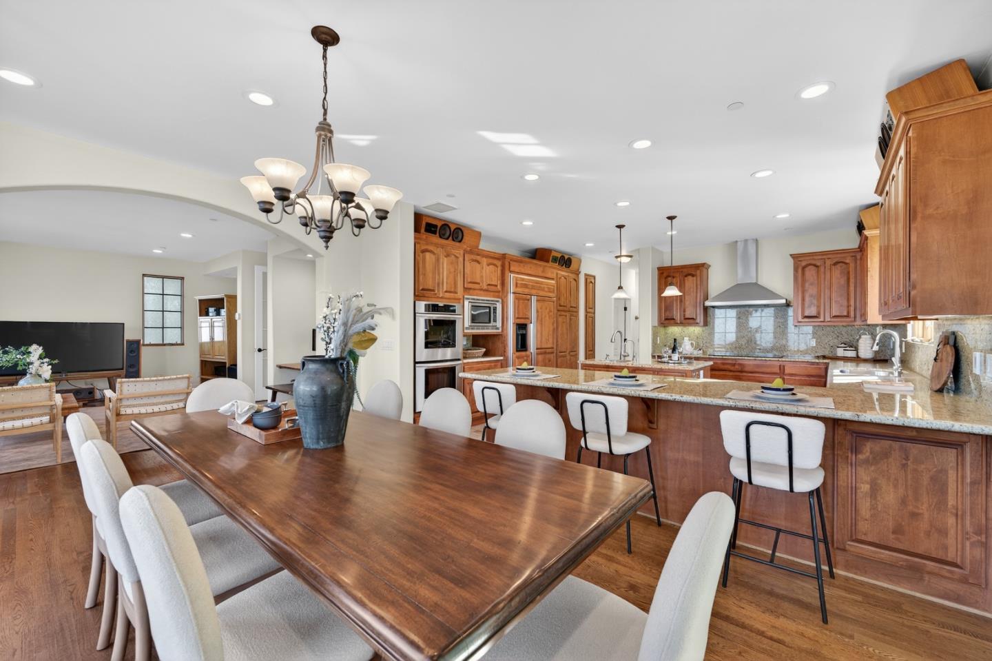 Detail Gallery Image 17 of 83 For 17599 Montebello Rd, Cupertino,  CA 95014 - 4 Beds | 3 Baths