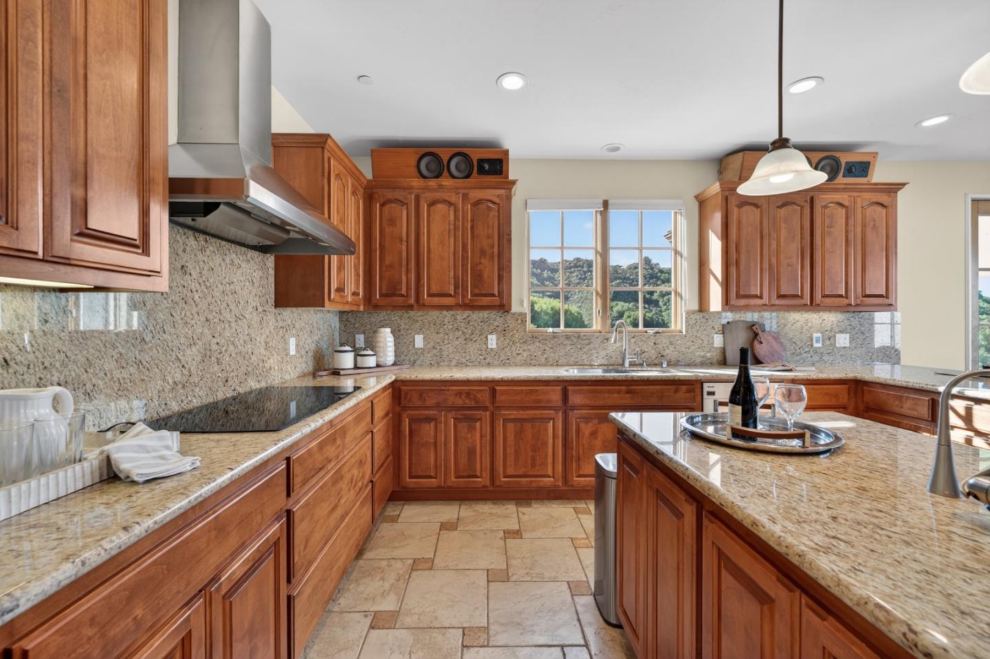 Detail Gallery Image 22 of 83 For 17599 Montebello Rd, Cupertino,  CA 95014 - 4 Beds | 3 Baths